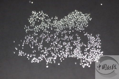 孝义金属表面处理厂喷砂玻璃微珠清理